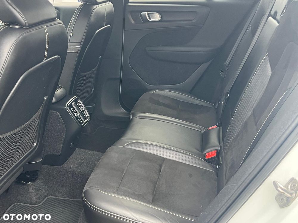 Volvo XC 40 - 21