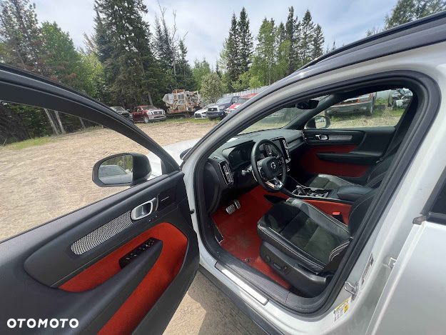 Volvo XC 40 - 7