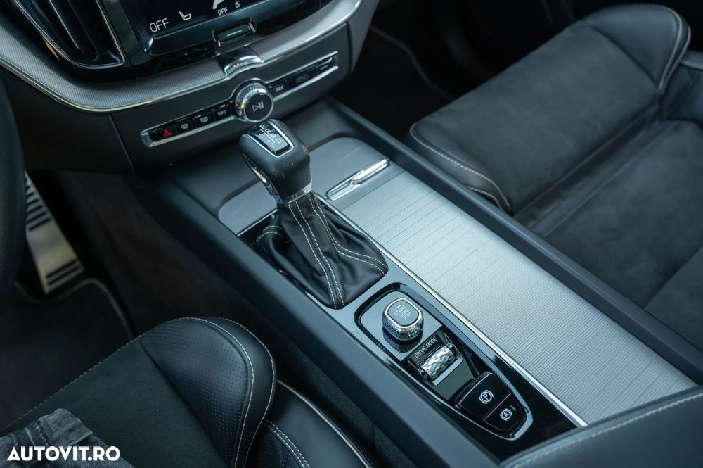 Volvo XC 60 D4 Geartronic RDesign - 21