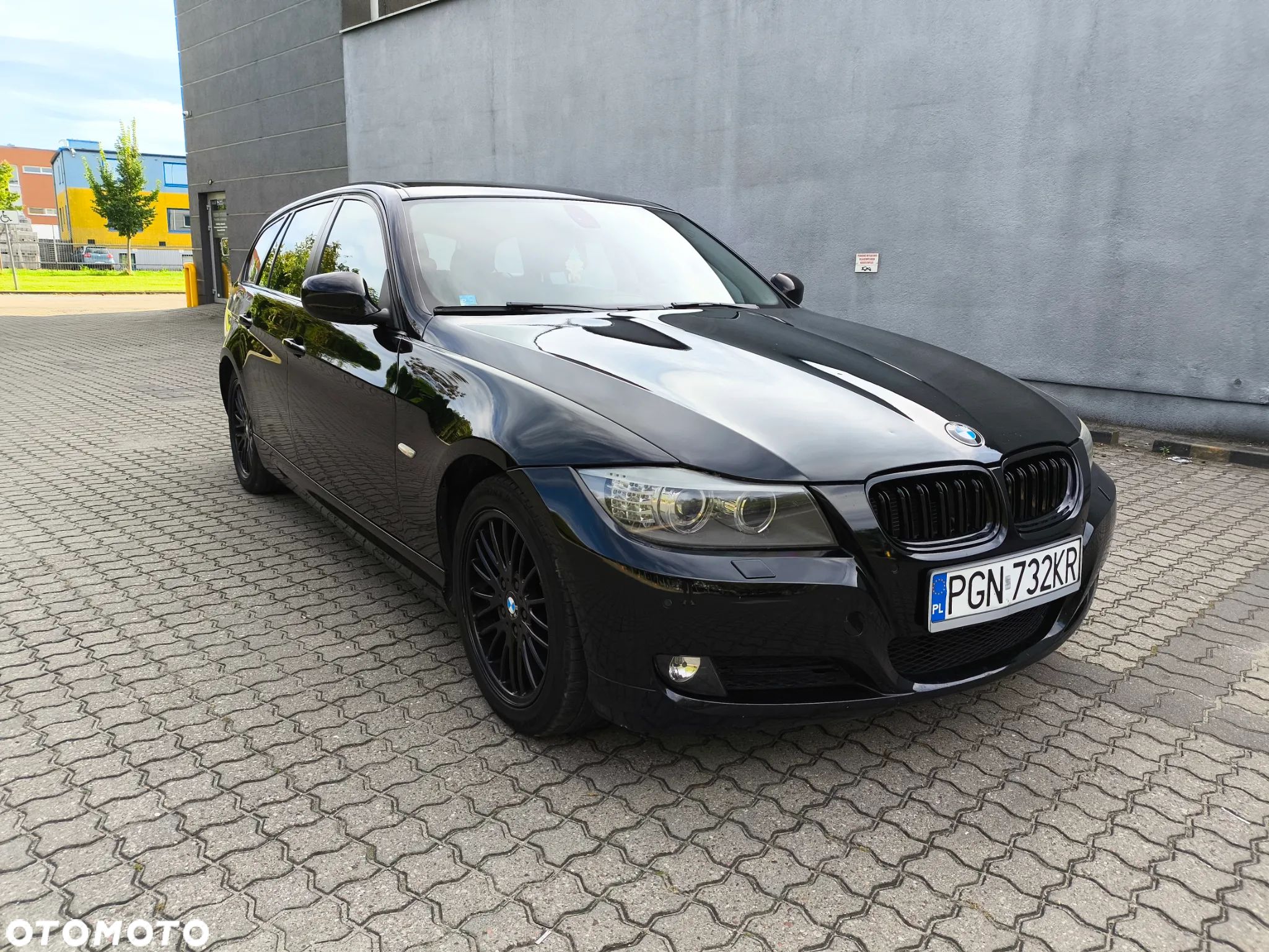 BMW Seria 3 318d - 1