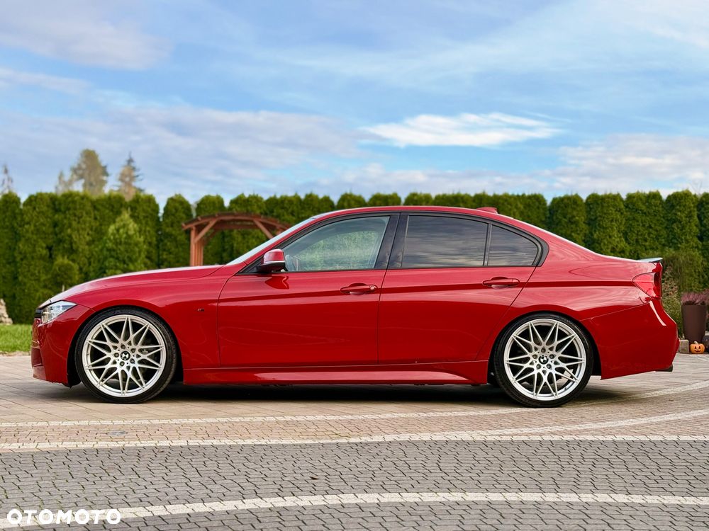 BMW Seria 3 325d M Sport - 7