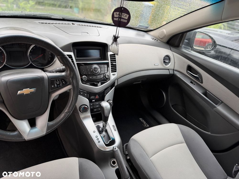 Chevrolet Cruze - 6