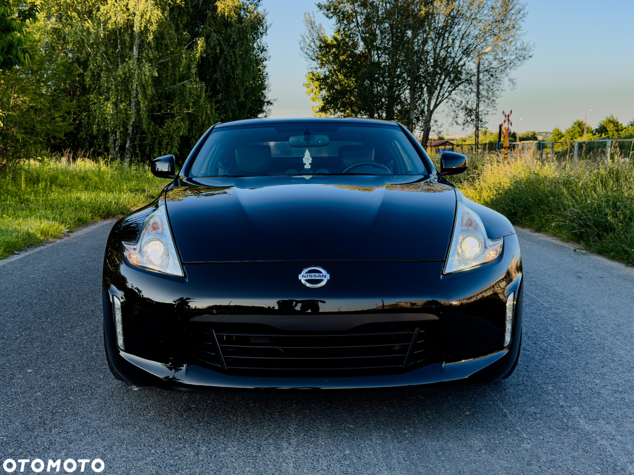 Nissan 370 Z 3.7 V6 - 12