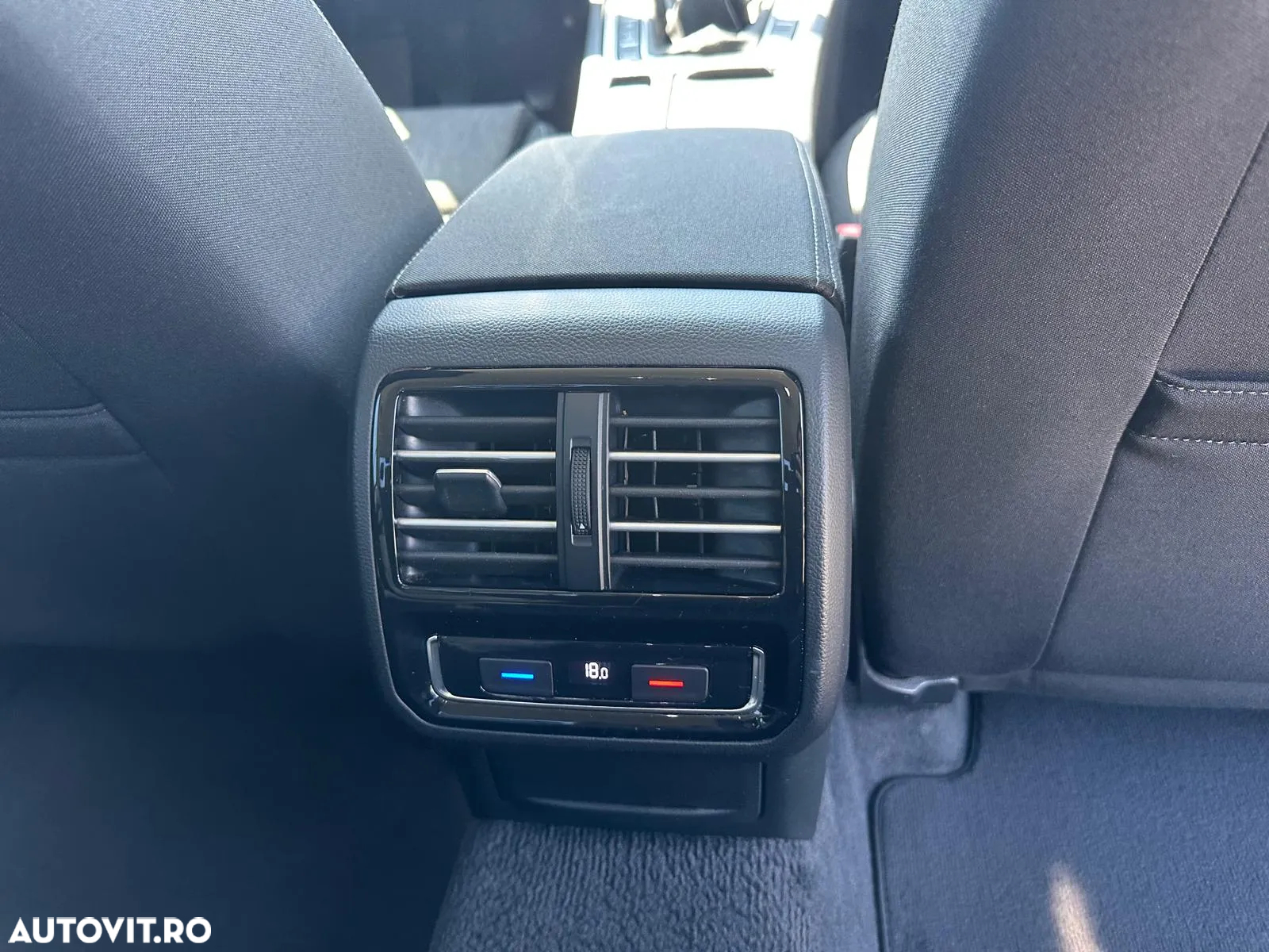 Volkswagen Passat 2.0 TDI 4Motion Comfortline - 12