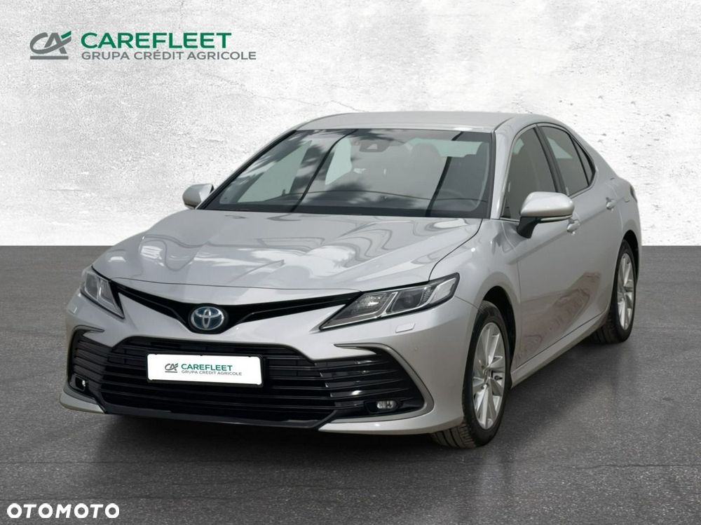Toyota Camry - 1