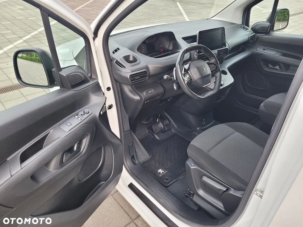 Peugeot Partner LONG AUTOMAT! KLIMA NAWIGACJA TEMPOMAT FV23% - 16