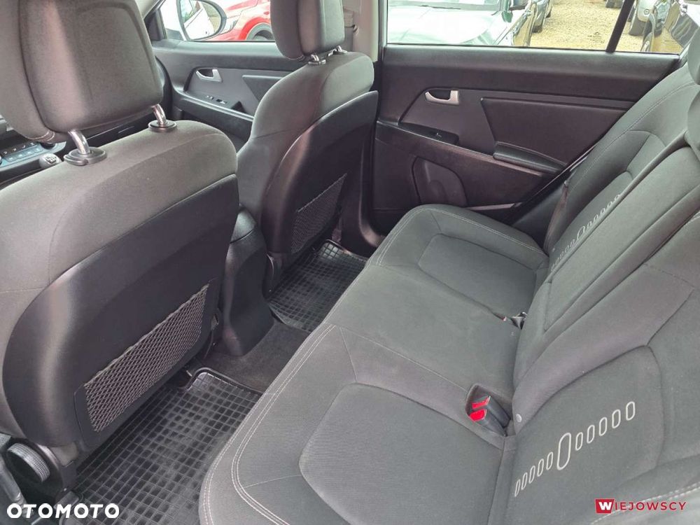 Kia Sportage - 16