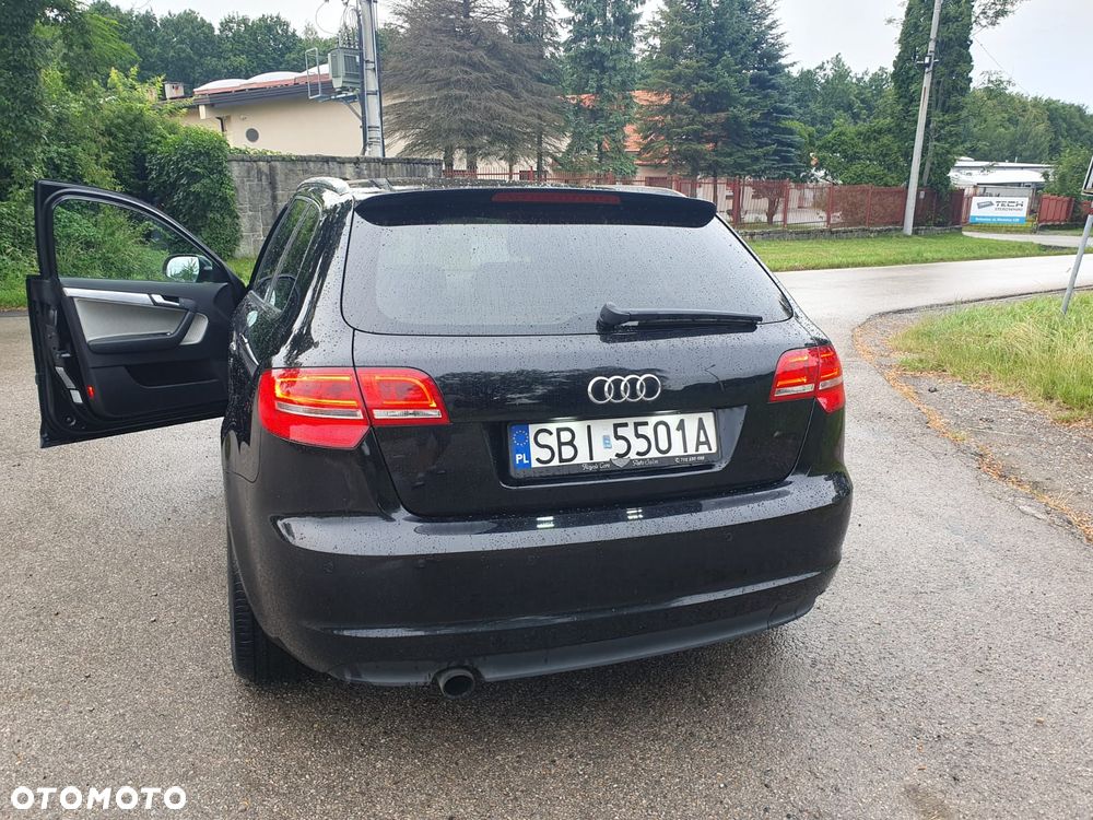 Audi A3 Sportback 2.0 TDI DPF Attraction - 5