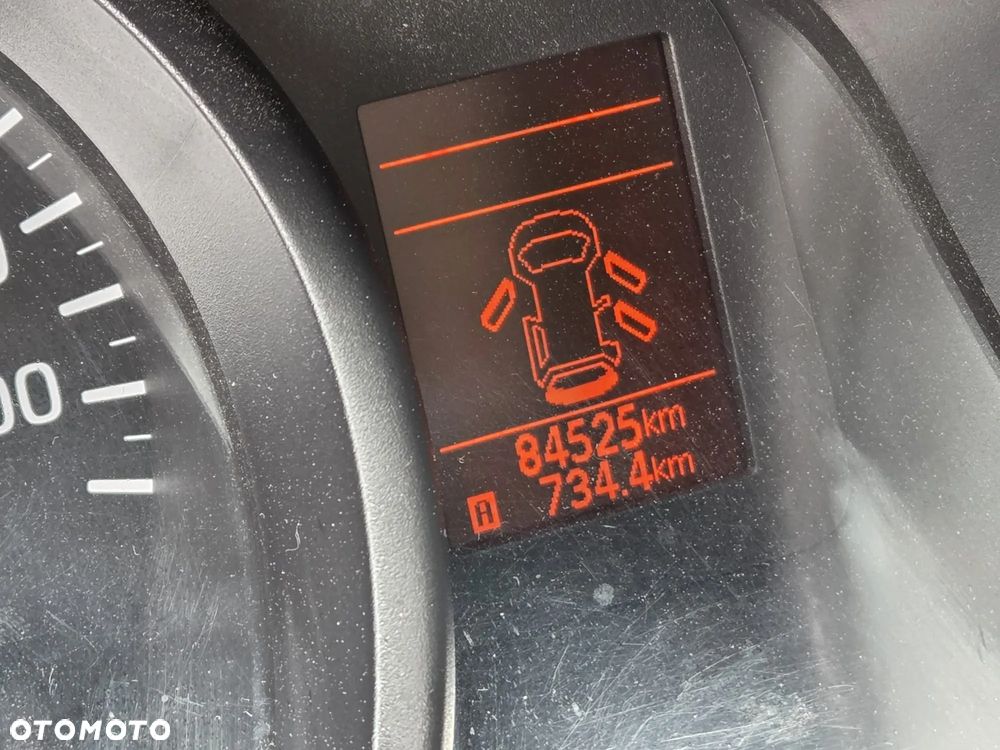 Nissan NV200 - 10