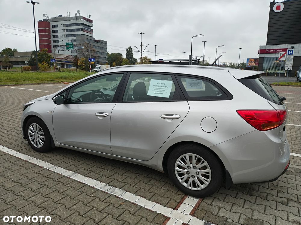 Kia Ceed - 6