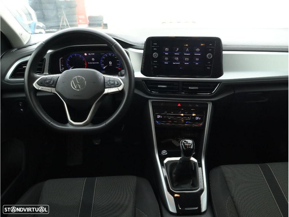 VW T-Roc 1.0 TSI Urban - 17