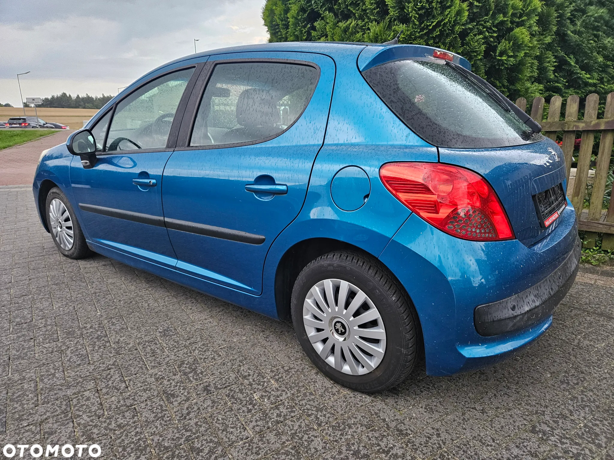 Peugeot 207 1.4 16V Presence - 4