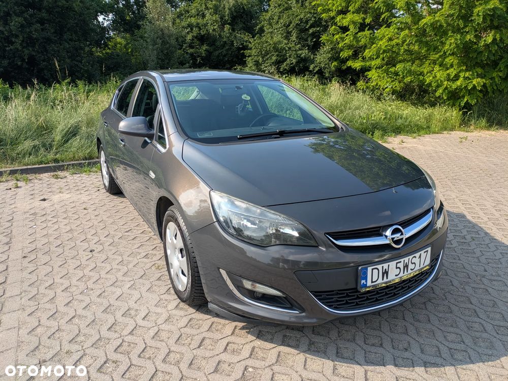 Opel Astra 1.4 T Cosmo - 1