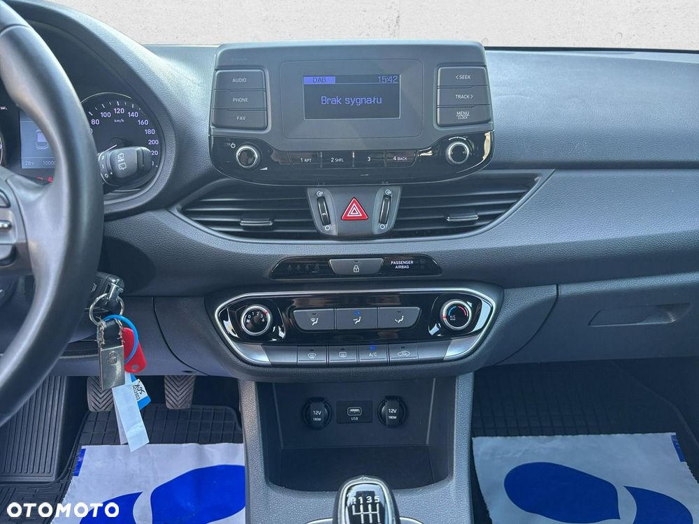 Hyundai i30 - 19