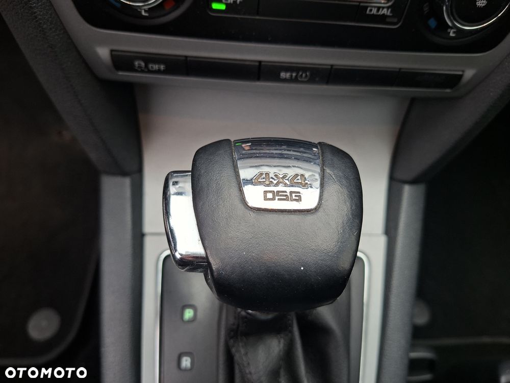 Skoda Octavia 2.0 TDI DPF DSG FAMILY 4x4 - 23