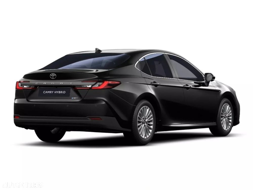 Toyota Camry 2.5 HEV Comfort - 4