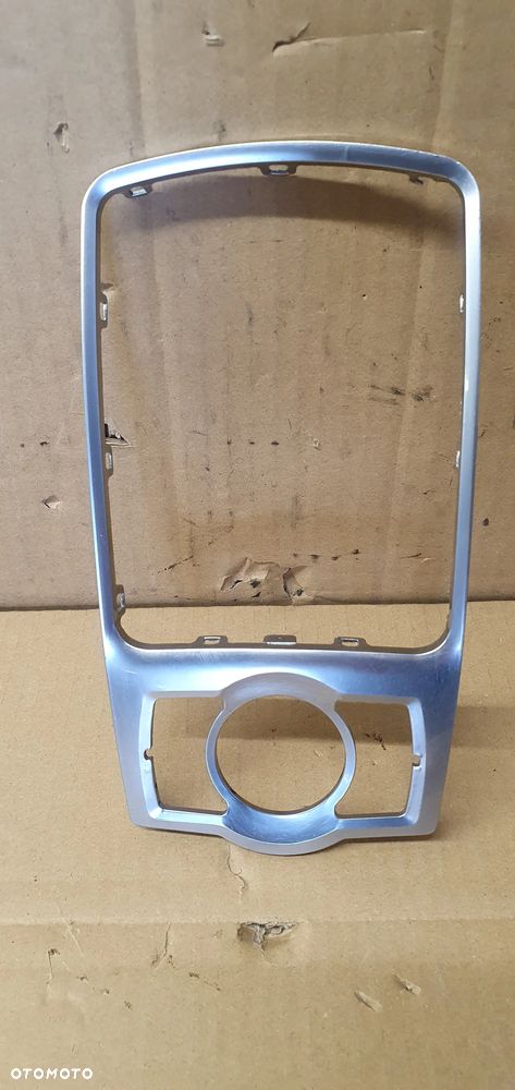 Ramka dekor tunelu zmiany biegów chrom Audi A6 C6 4F0864260A - 4