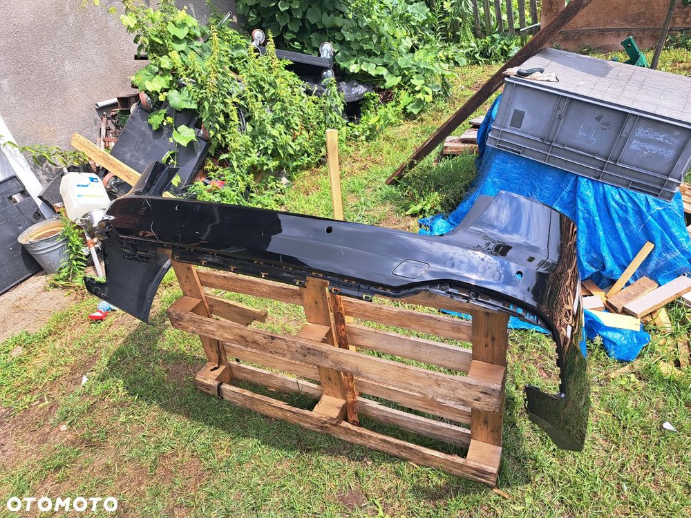 Zderzak tył tylny Audi RS4 RS-4 B9 Avant Kombi 8W9807511AJ 8W9807511AH 8W9807385C - 3