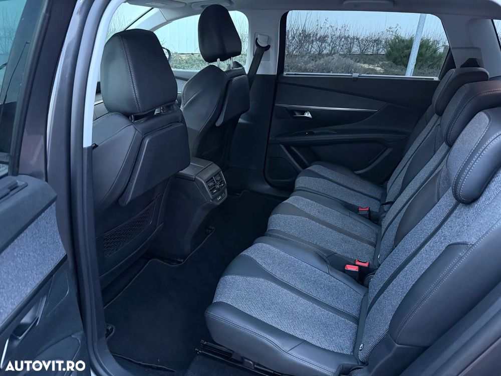 Peugeot 5008 1.2 Puretech Turbo s&s EAT8 Allure - 9