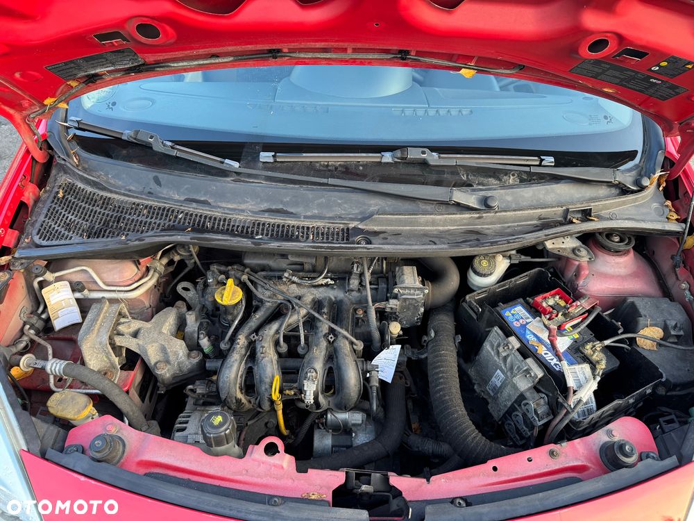 Renault Twingo 1.2 8V Access - 24