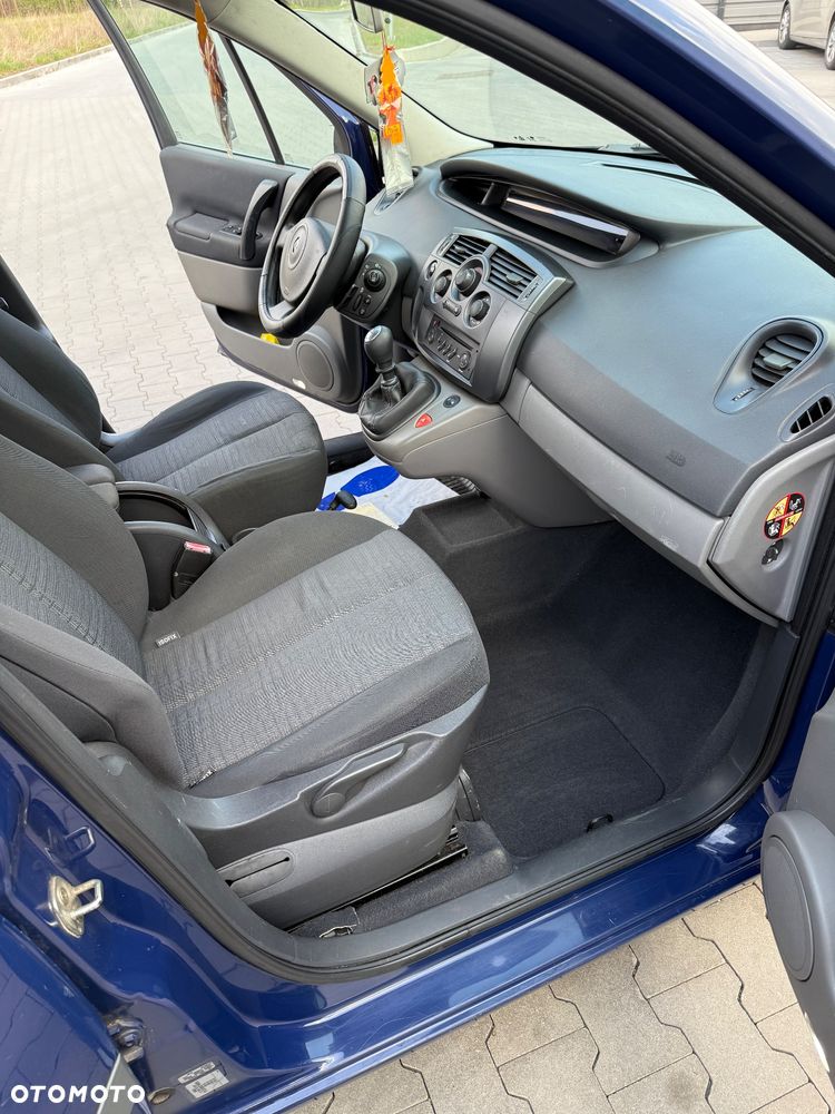 Renault Scenic 1.6 16V Authentique - 28