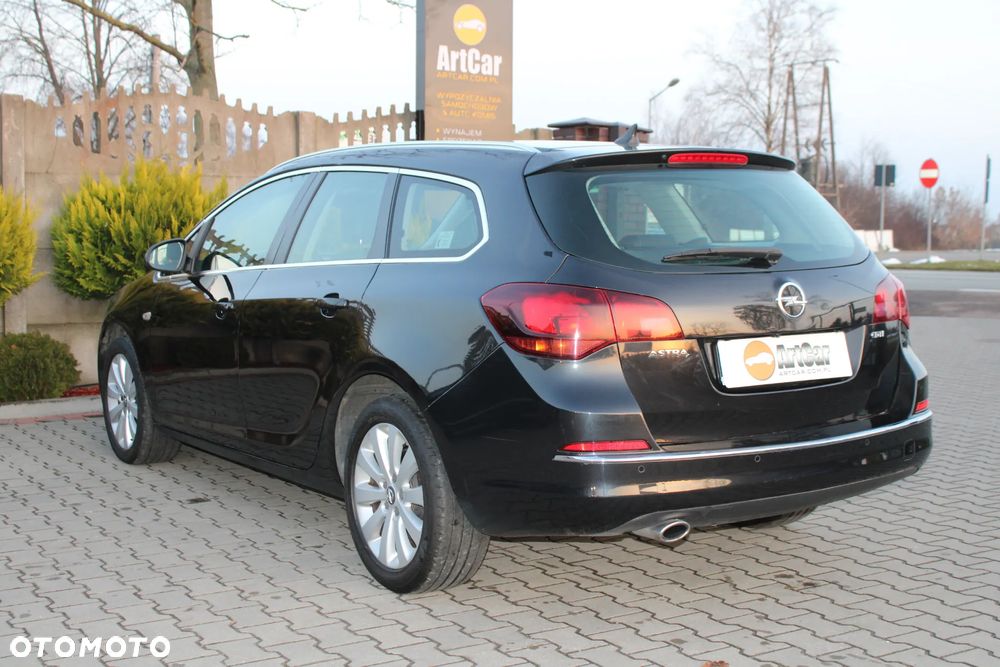 Opel Astra 2.0 CDTI Cosmo - 16