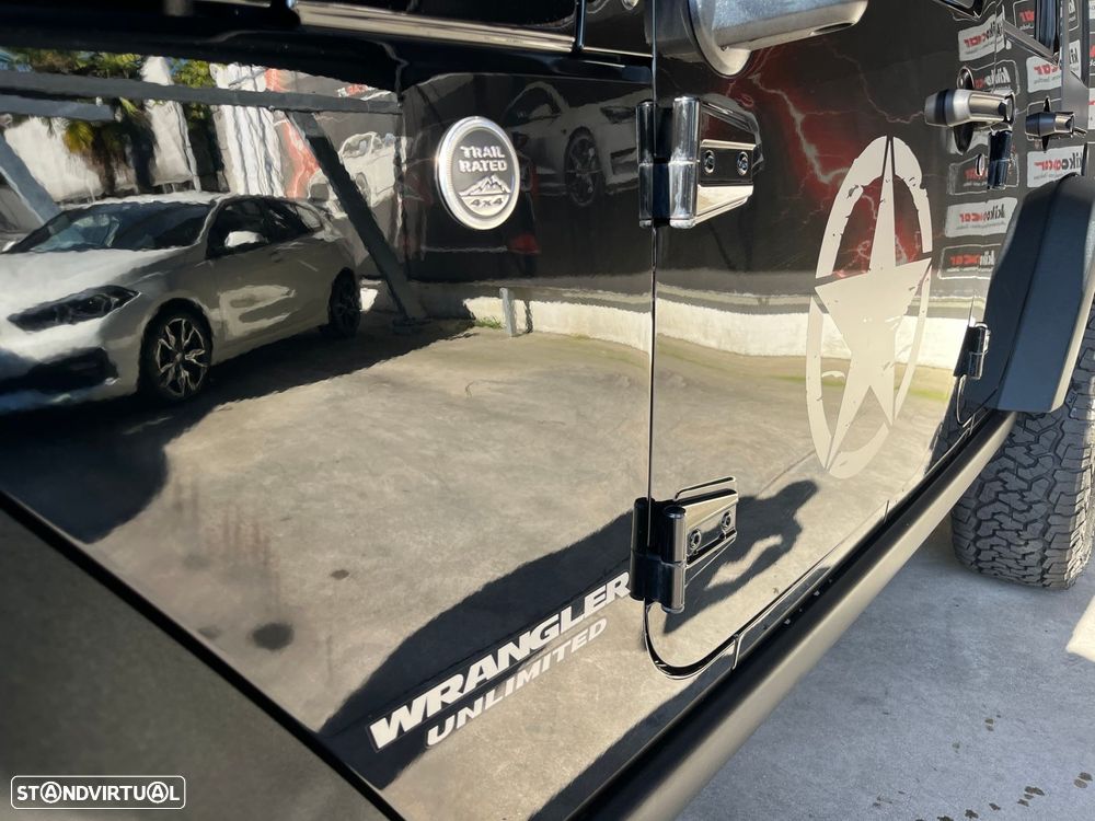 Jeep Wrangler Unlimited 2.8 CRD ATX Rubicon - 12