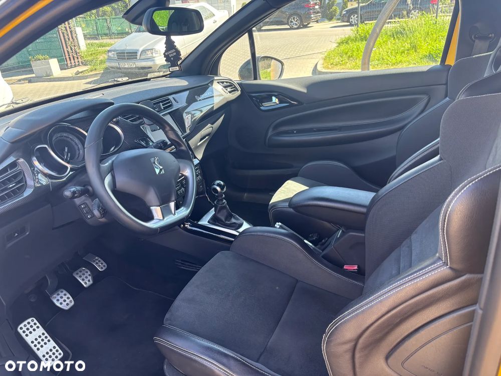 Citroën DS3 1.6 THP SportChic - 6