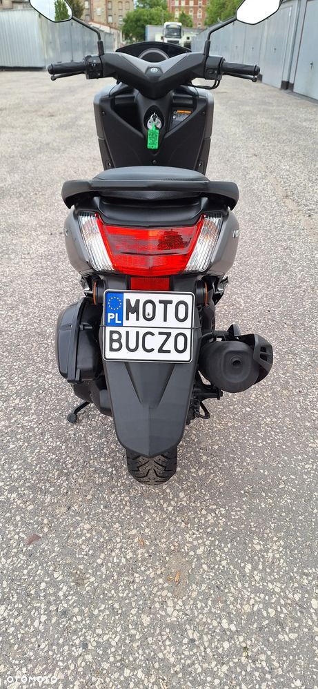 Yamaha NMAX - 11