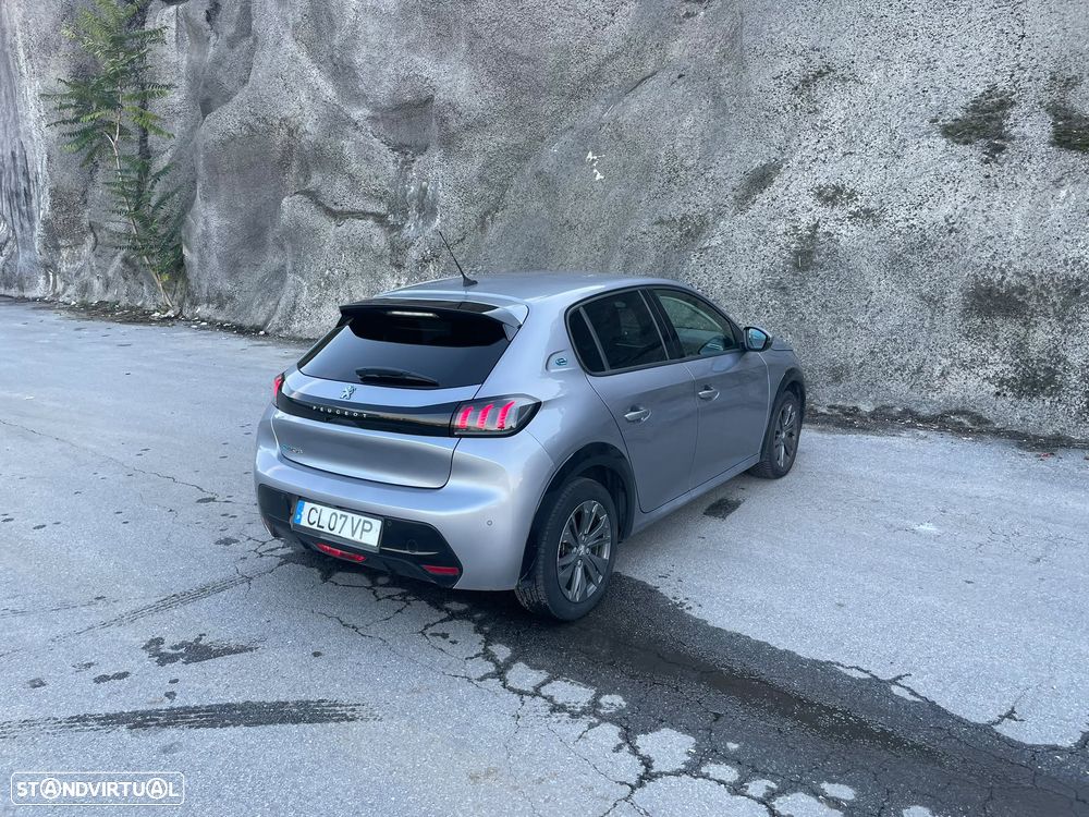 Peugeot E-208 2021 photo 5