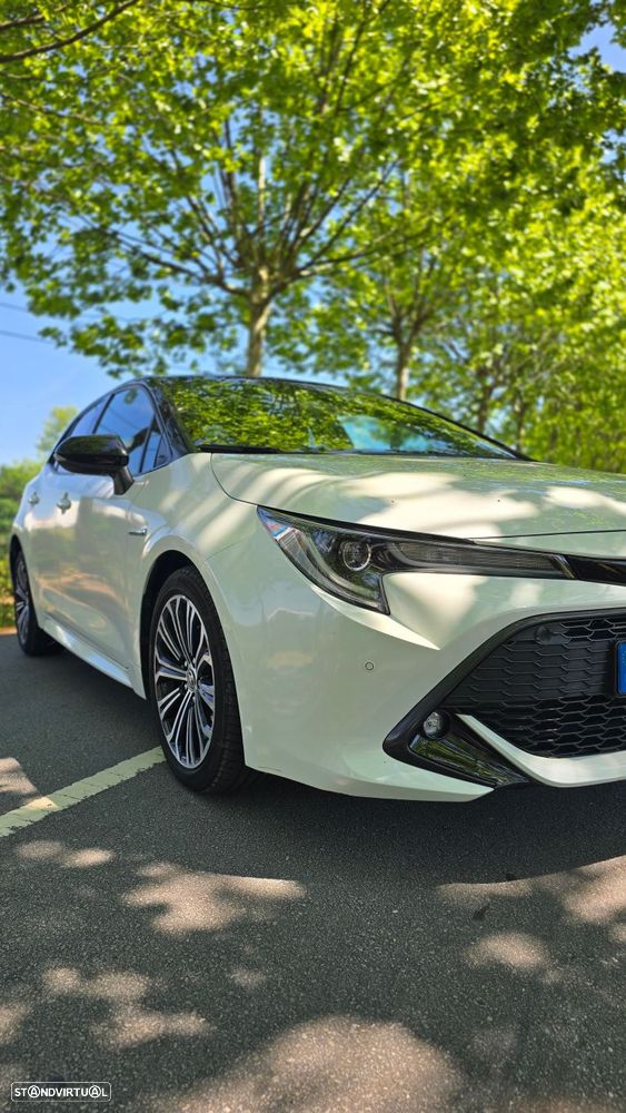 Toyota Corolla 1.8 Hybrid Exclusive - 12