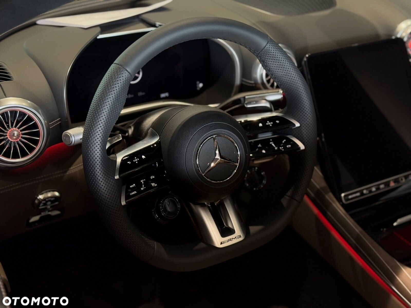 Mercedes-Benz SL - 37