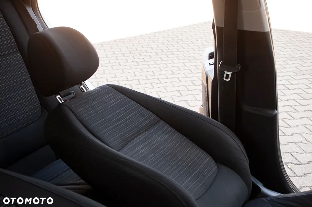 Kia Stonic 1.6 CRDi SCR XL - 39