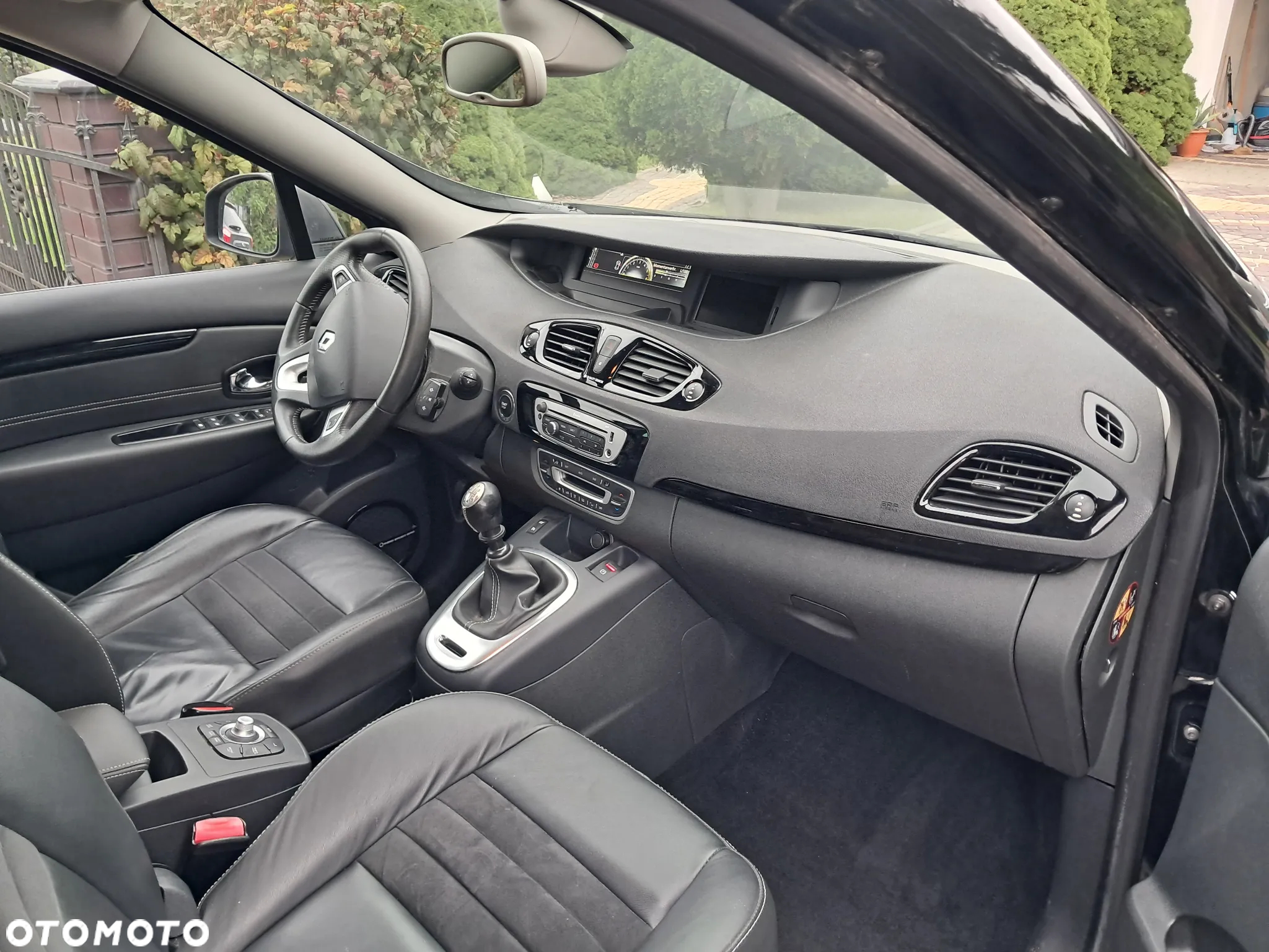 Renault Scenic 1.6 dCi Energy Bose Edition S&S - 8