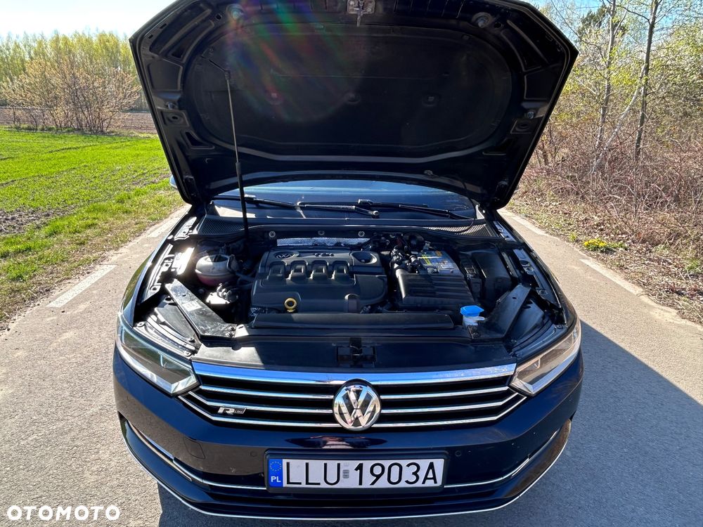 Volkswagen Passat - 20