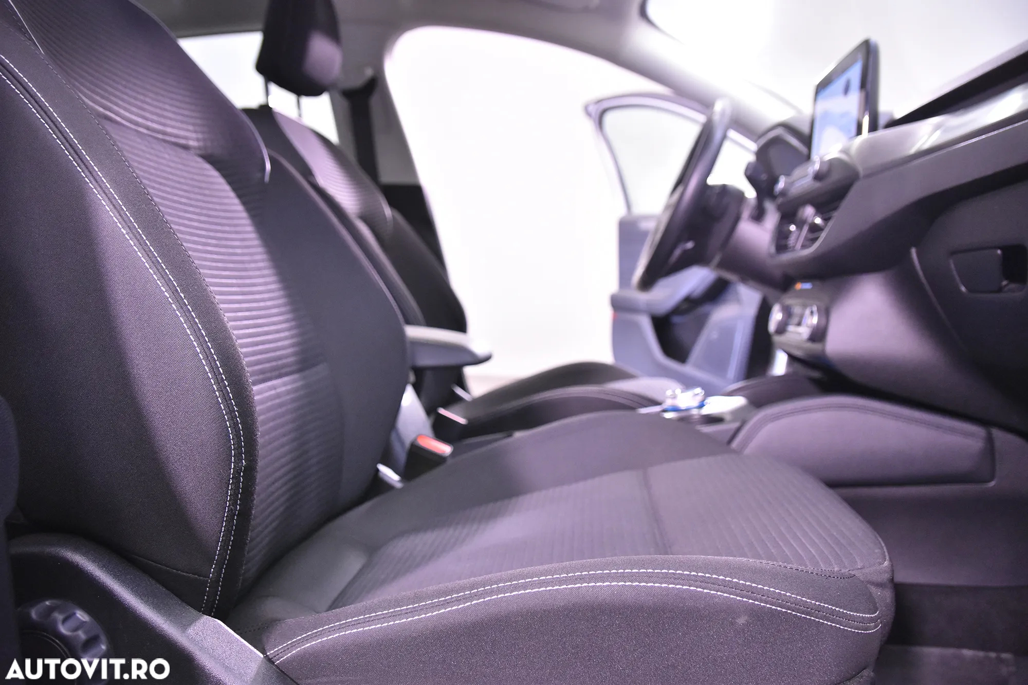 Ford Focus - 11