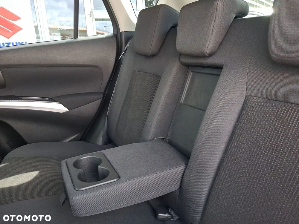 Suzuki SX4 S-Cross 1.0 T Premium - 36