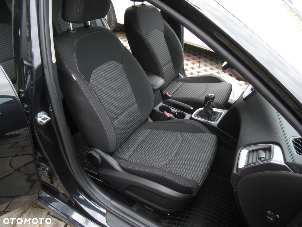 Kia Ceed 1.5 T-GDI M - 10