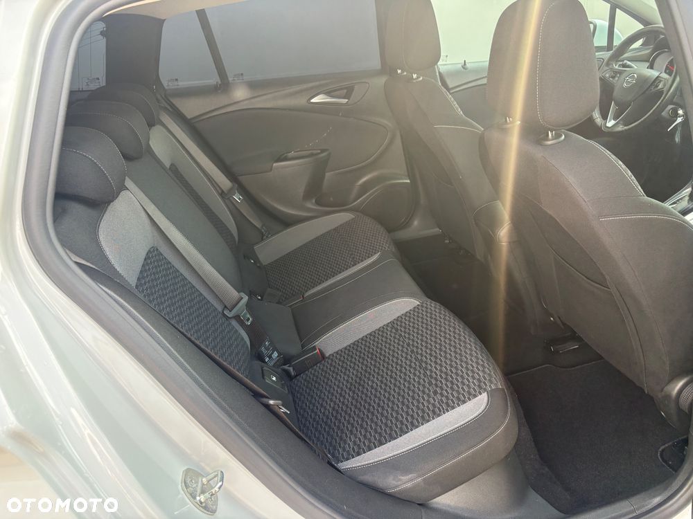 Opel Astra - 18