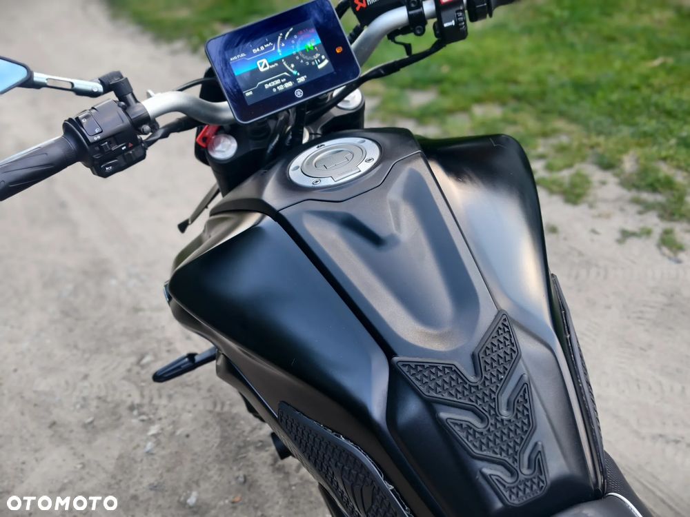Yamaha MT - 15