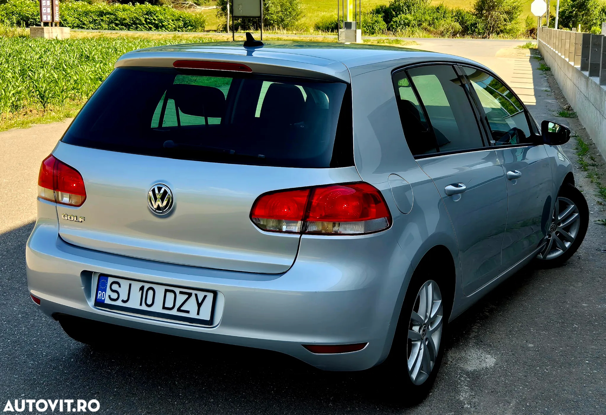 Volkswagen Golf 1.6 TDI DPF BlueMotion Technology Style - 13