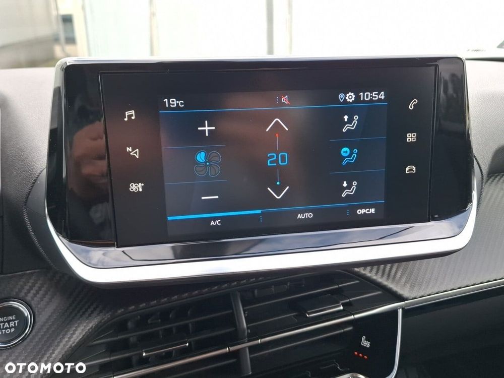 Peugeot 2008 1.2 PureTech Allure S&S EAT8 - 25