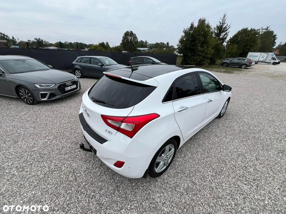 Hyundai i30 1.6 GDI Premium - 34
