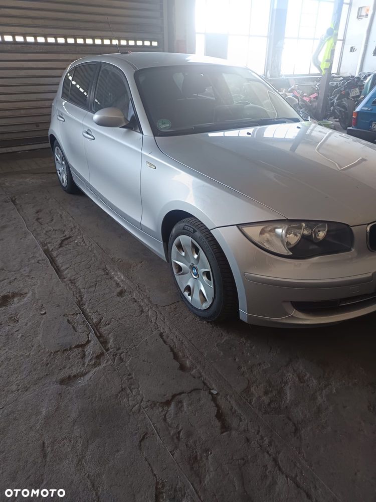 BMW Seria 1 - 2