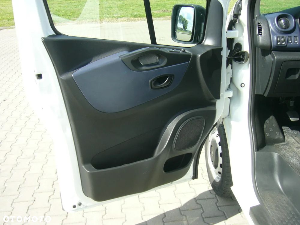 Opel Vivaro Long 1.6 dci 125 Ps EURO6 - 12