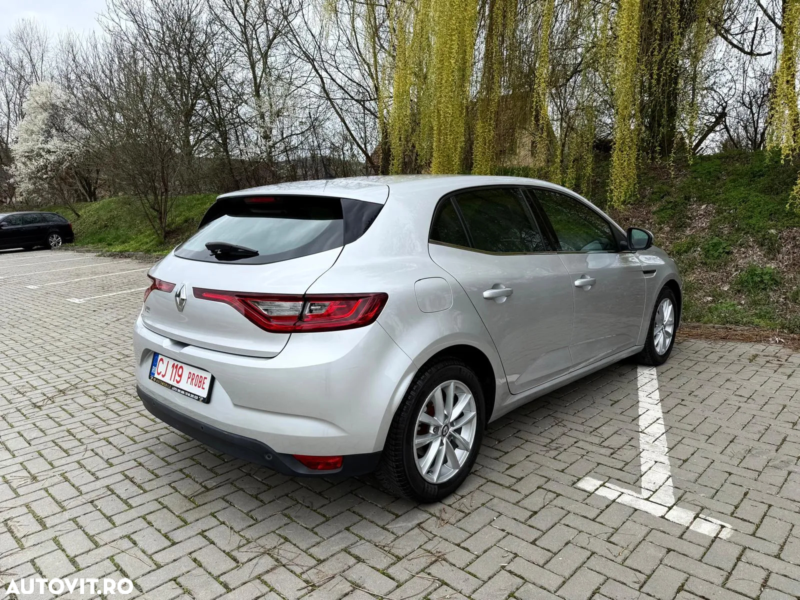 Renault Megane ENERGY dCi EDC Zen - 5