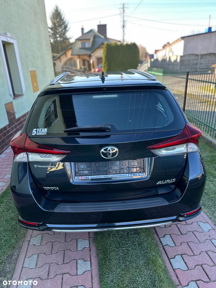 Toyota Auris 1.4 D-4D Dynamic - 6