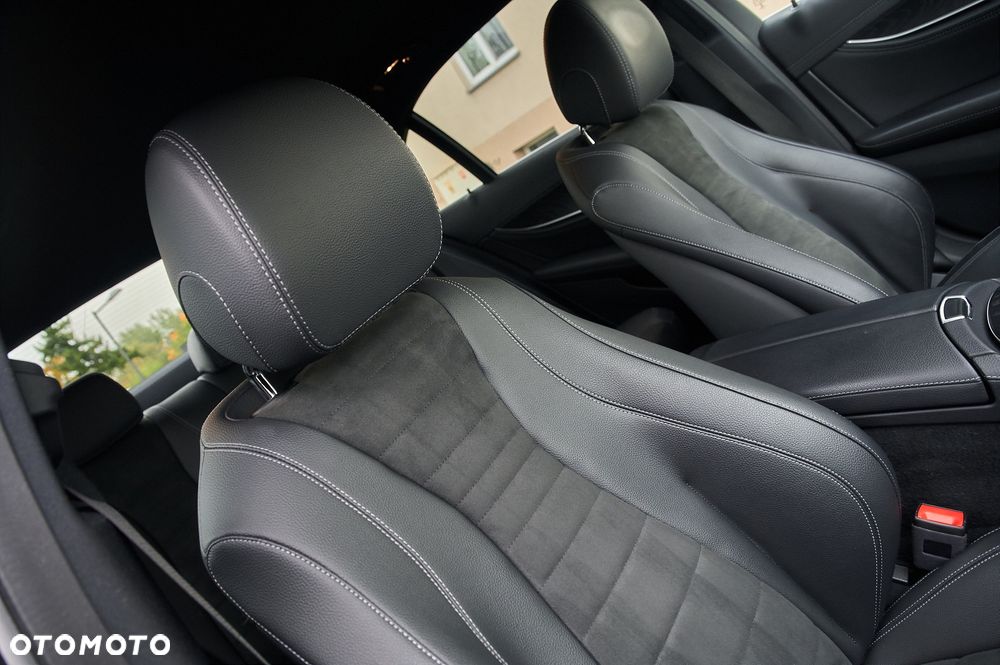 Mercedes-Benz Klasa E 200 4-Matic AMG - 27