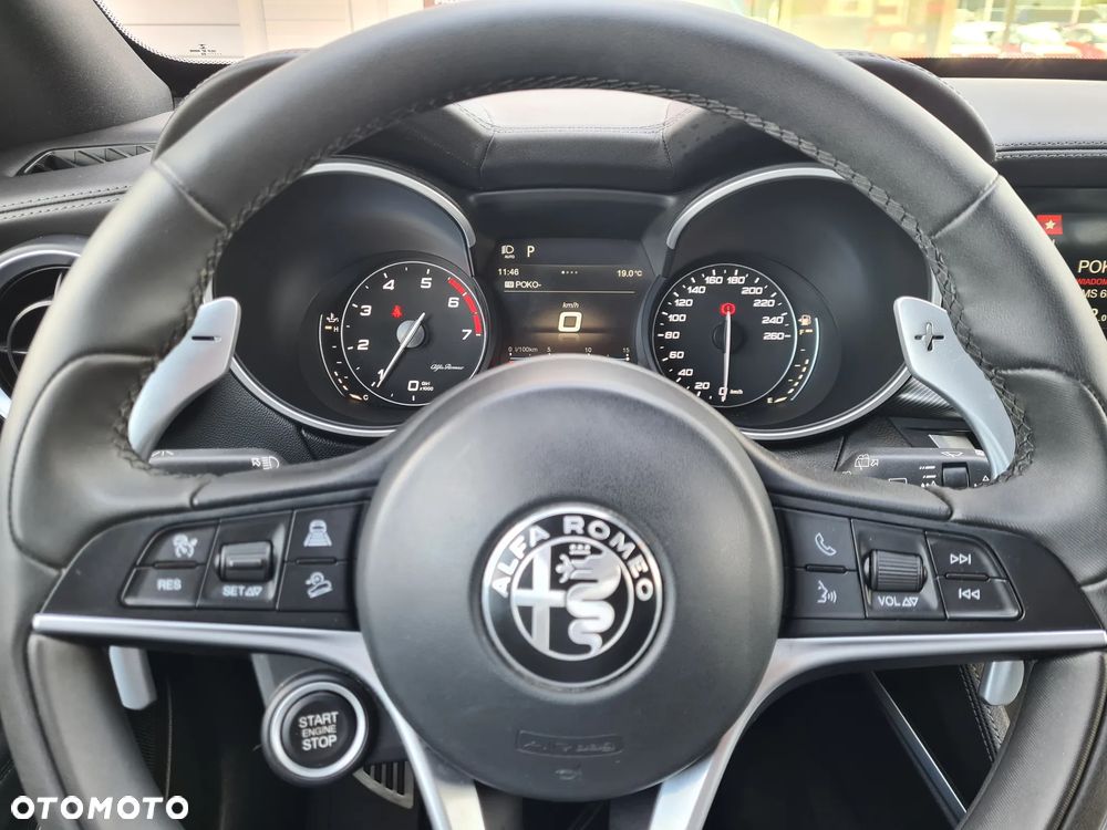 Alfa Romeo Stelvio 2.0 Turbo B-Tech Edition Q4 - 14