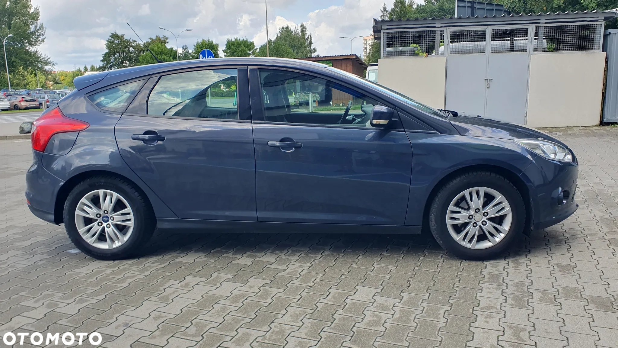 Ford Focus 1.6 Edition - 17